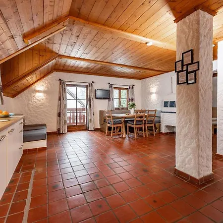 Apartamento Gaestehaus Prugger By Schladmingurlaub